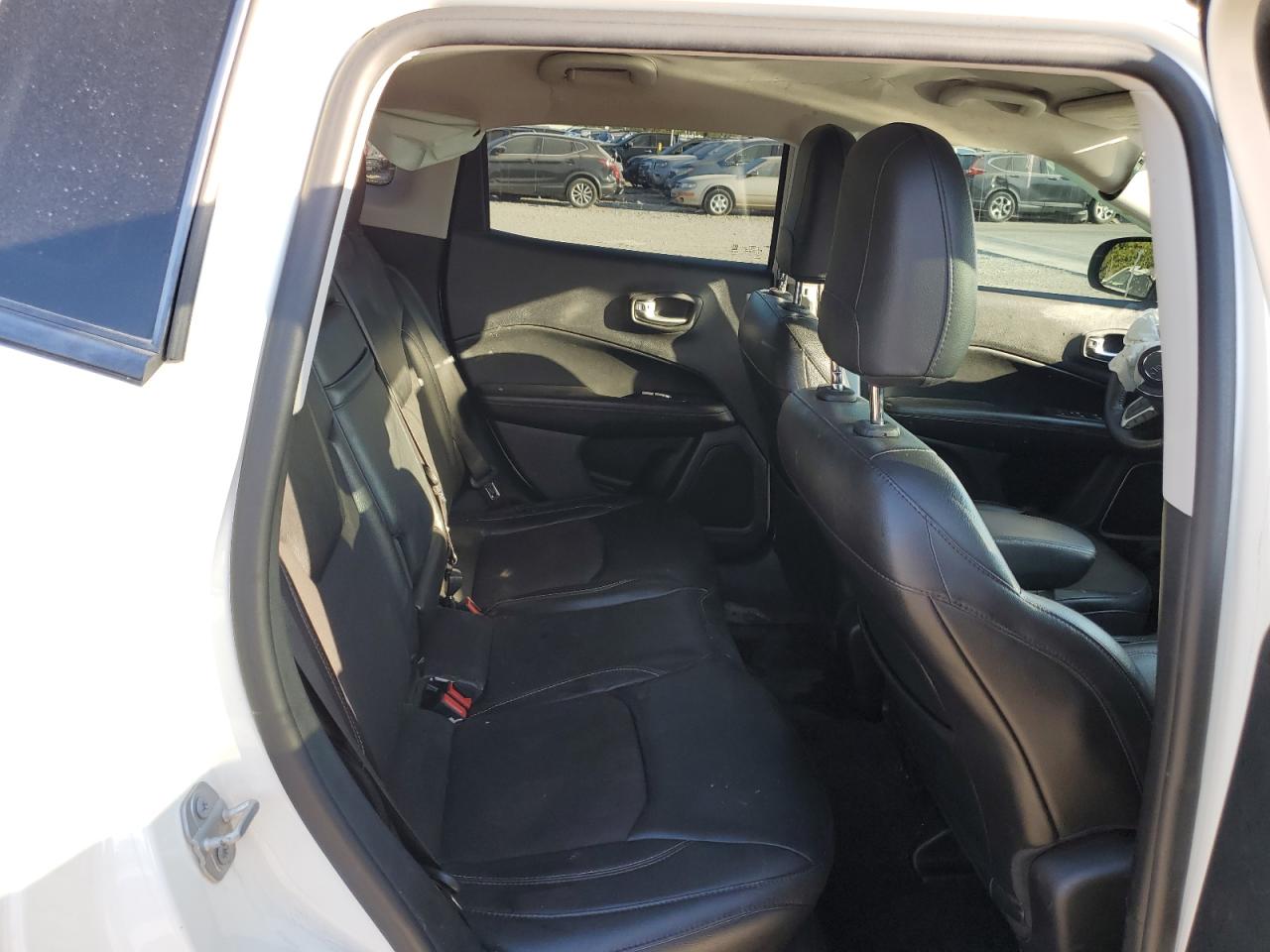 2018 Jeep Compass Latitude VIN: 3C4NJCBB6JT487454 Lot: 84992365