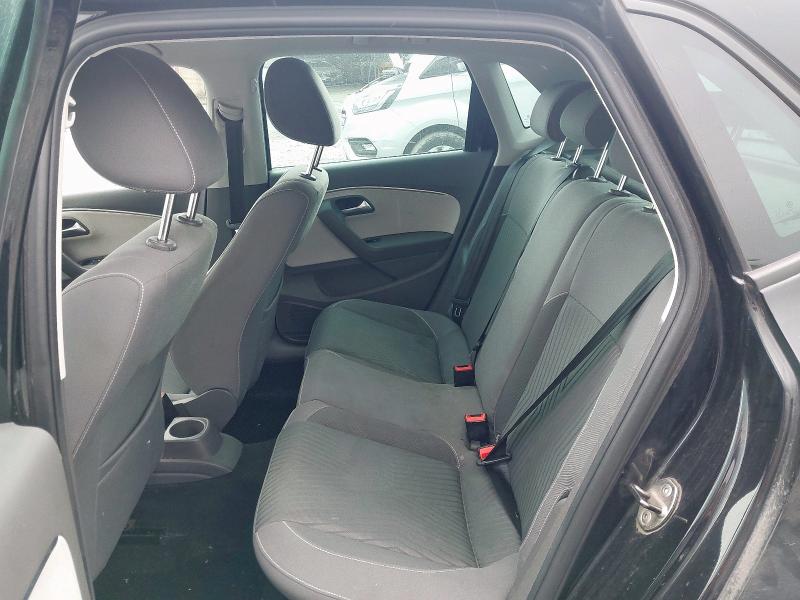 2015 VOLKSWAGEN POLO SE DESIGN TDI 