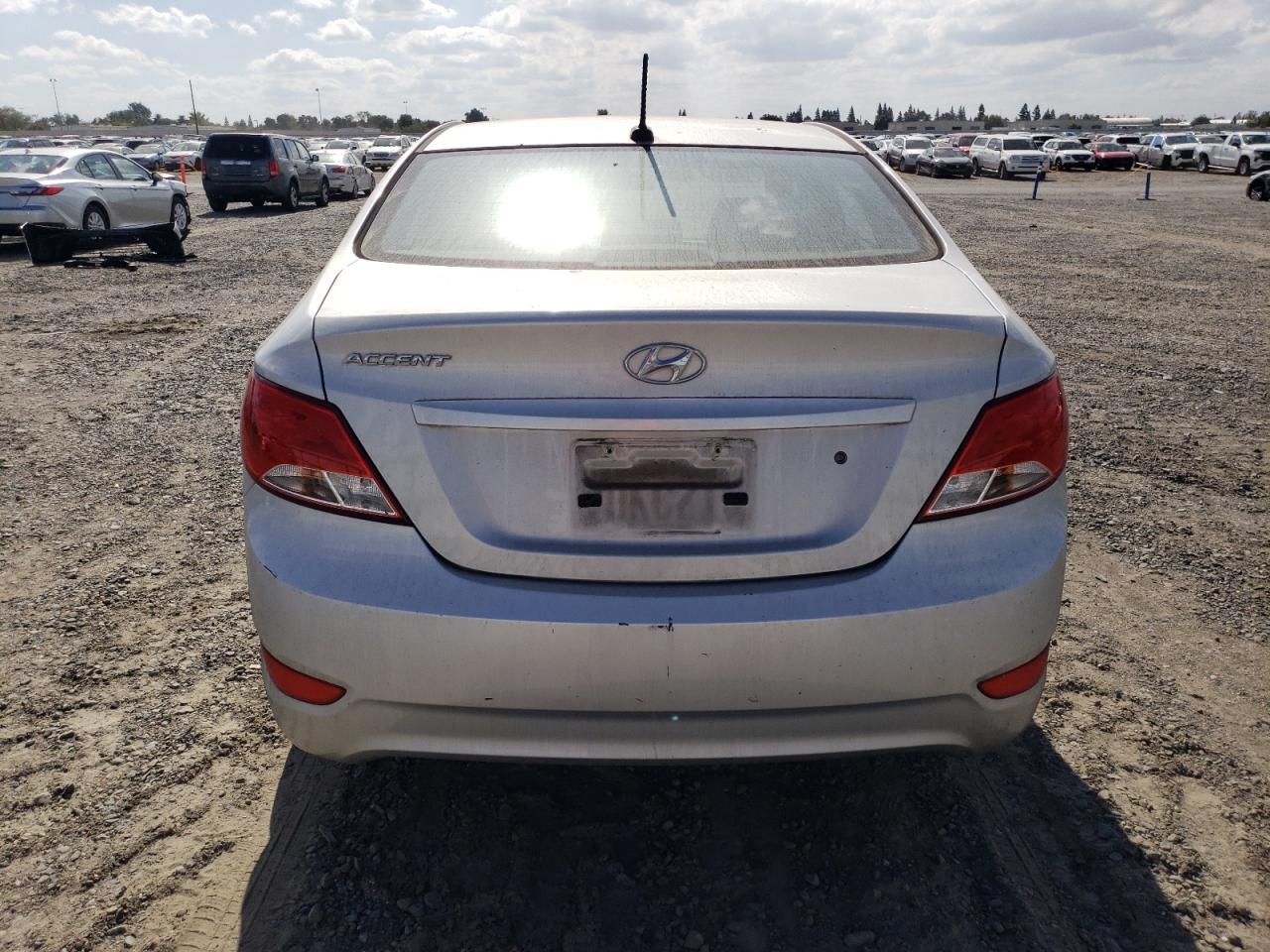 2015 Hyundai Accent Gls VIN: KMHCT4AE4FU795072 Lot: 85010975