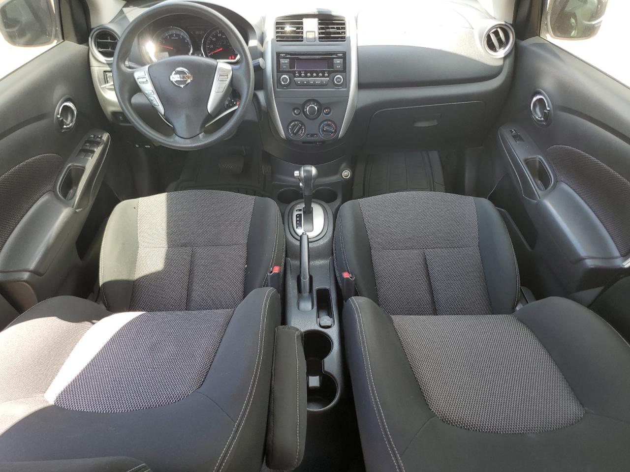 2018 Nissan Versa S VIN: 3N1CN7AP6JL832484 Lot: 70428355