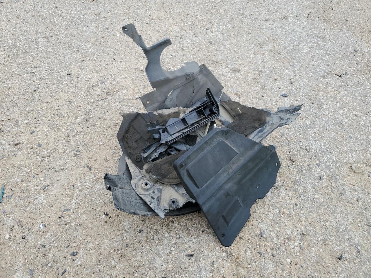 2016 Land Rover Discovery Sport Se VIN: SALCP2BG6GH592538 Lot: 90140055