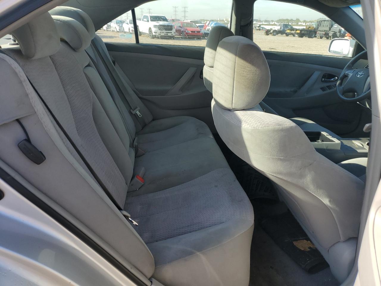 2011 Toyota Camry Base VIN: 4T1BF3EKXBU666616 Lot: 84619525