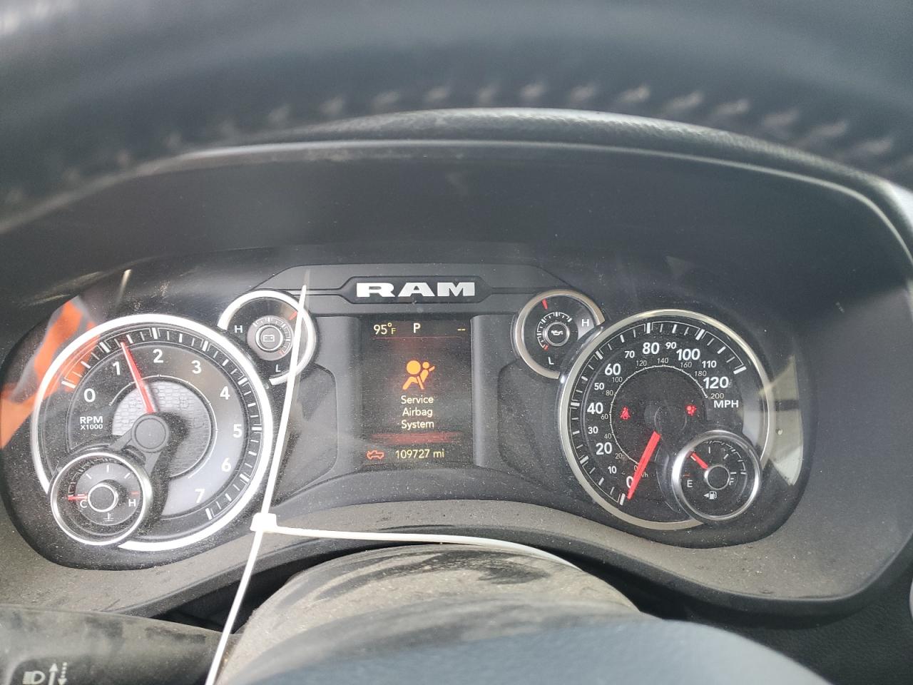 2022 Ram 1500 Big Horn/Lone Star VIN: 1C6RREFT7NN113909 Lot: 82214255