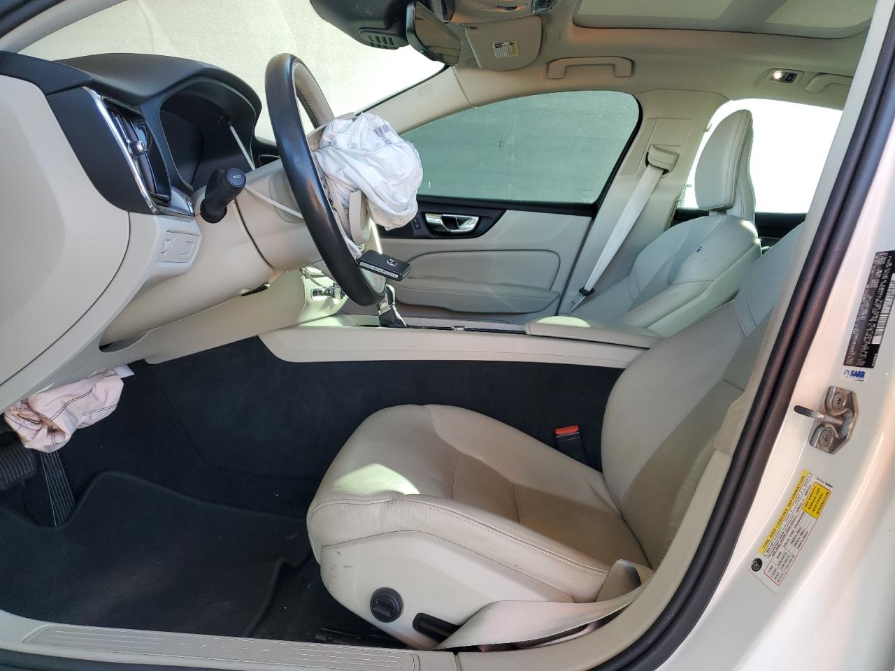 2019 Volvo S60 T5 Momentum VIN: 7JR102FK9KG008117 Lot: 82717985