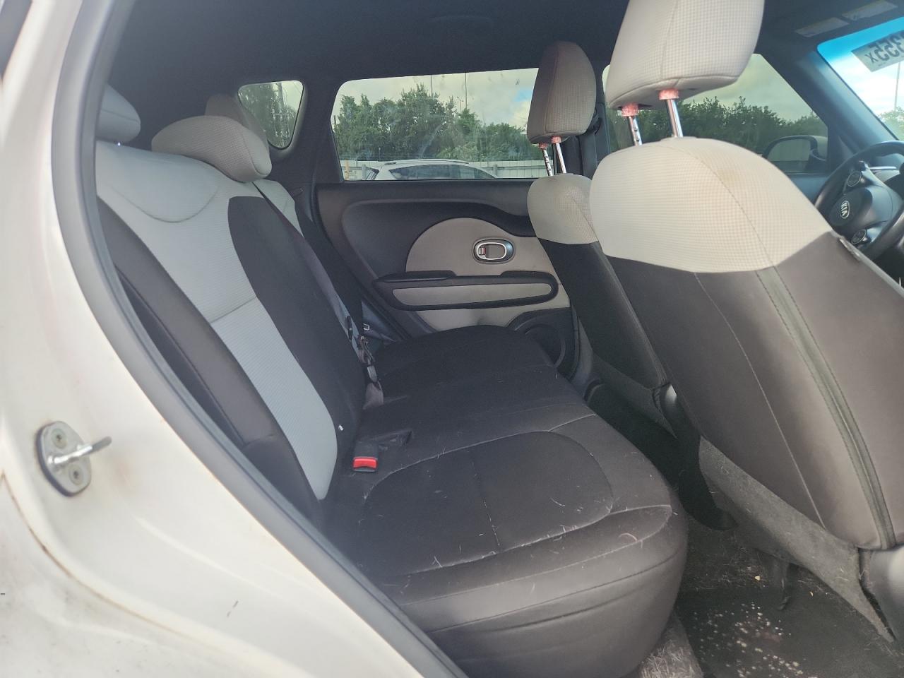 2015 Kia Soul VIN: KNDJN2A28F7206684 Lot: 84738355