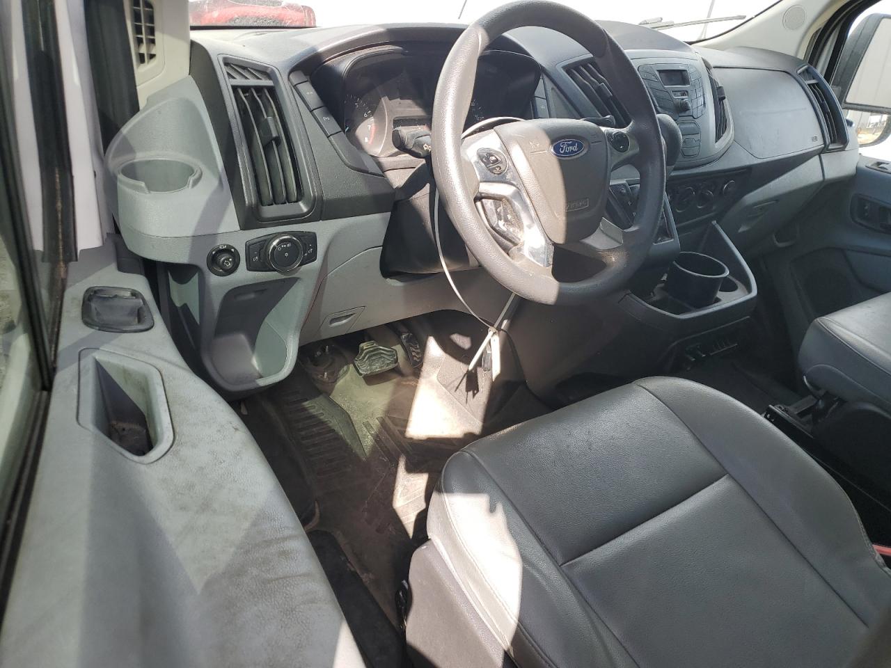 2019 Ford 250 Transit VIN: 1FTYR2CM3KKA96071 Lot: 85885485