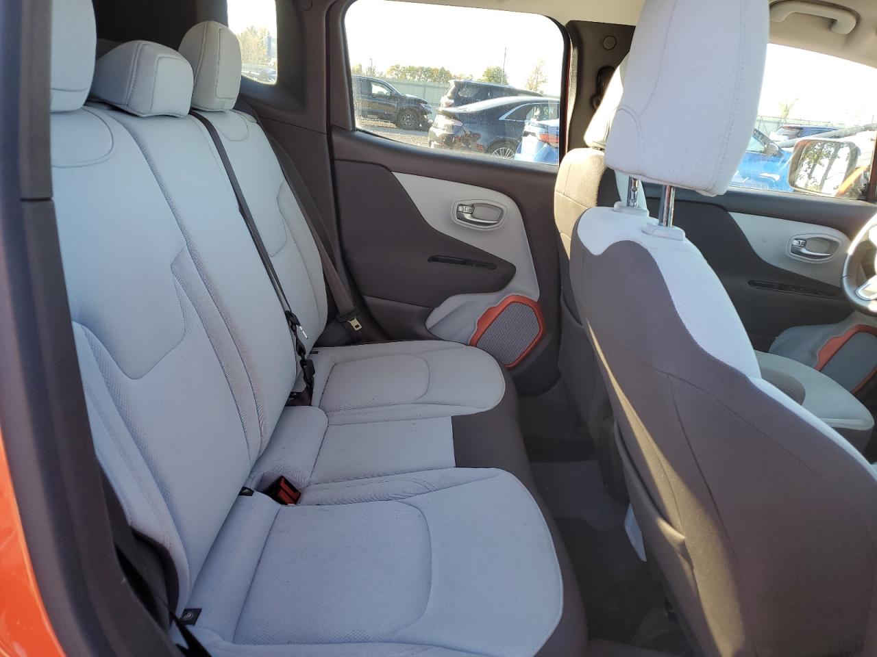 2015 Jeep Renegade Latitude VIN: ZACCJBBT0FPB72321 Lot: 85674035