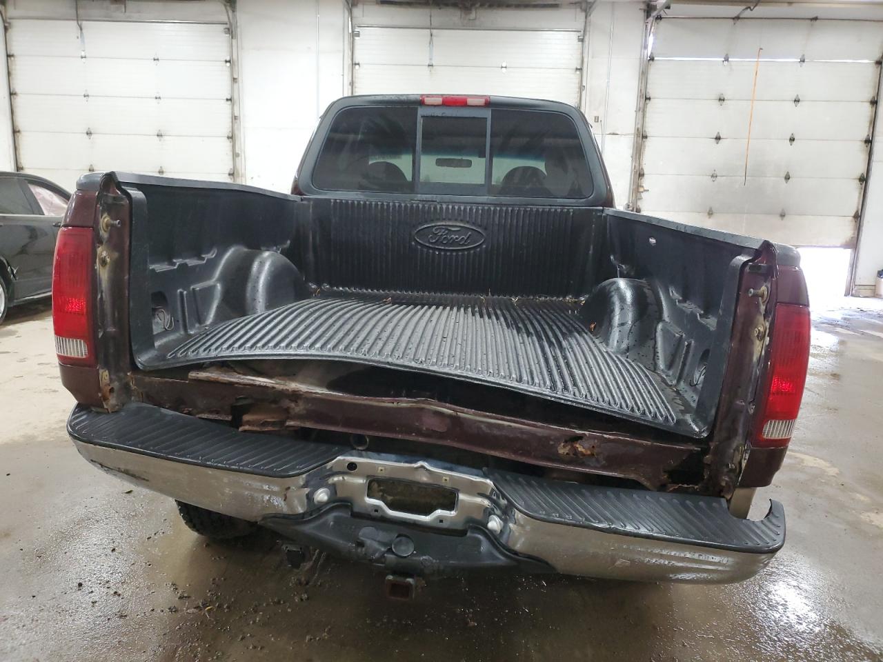 2000 Ford F150 VIN: 1FTRX18L2YNB42369 Lot: 85700955