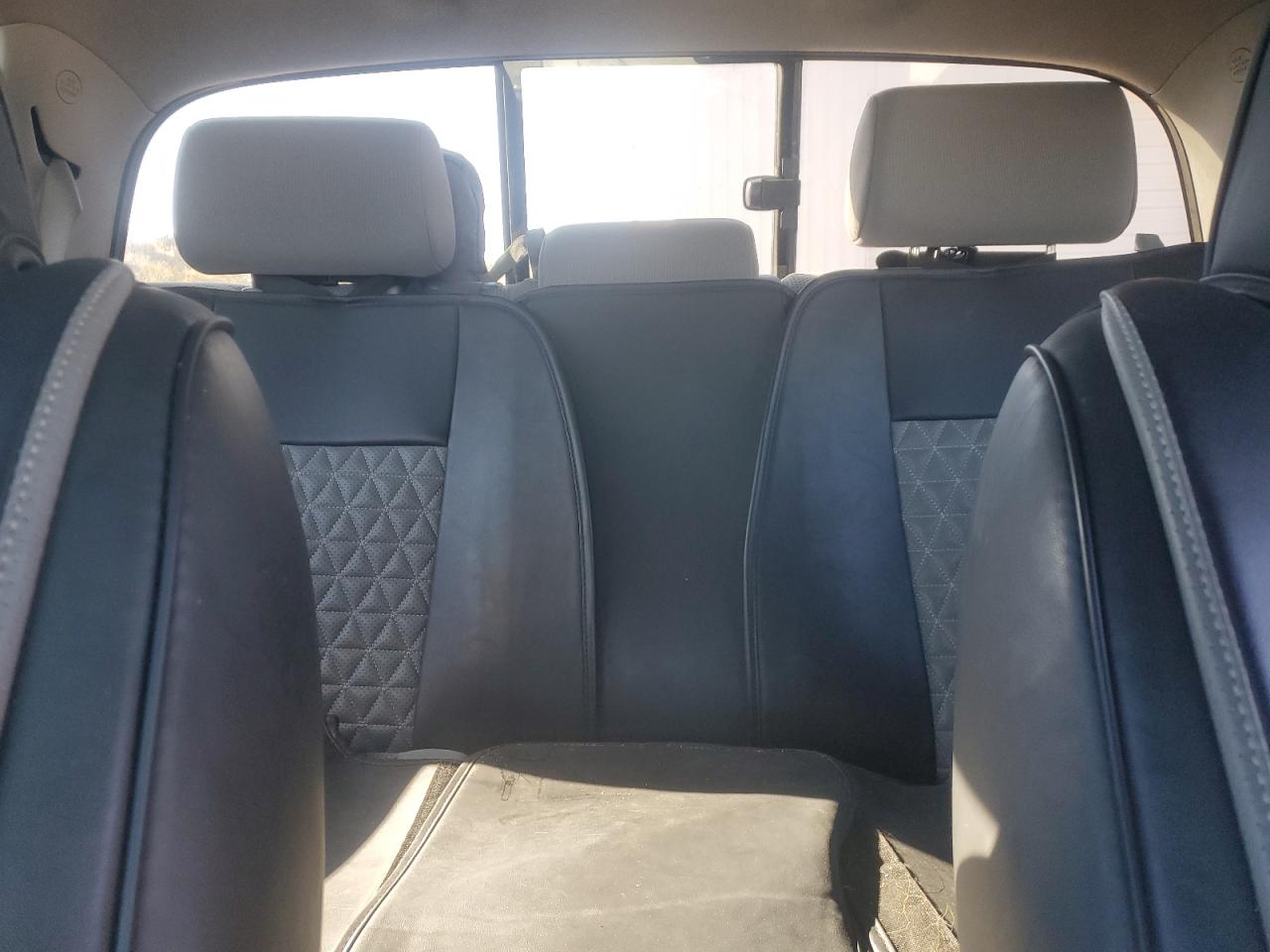 2010 Toyota Tacoma Double Cab VIN: 3TMLU4EN7AM044296 Lot: 85585135