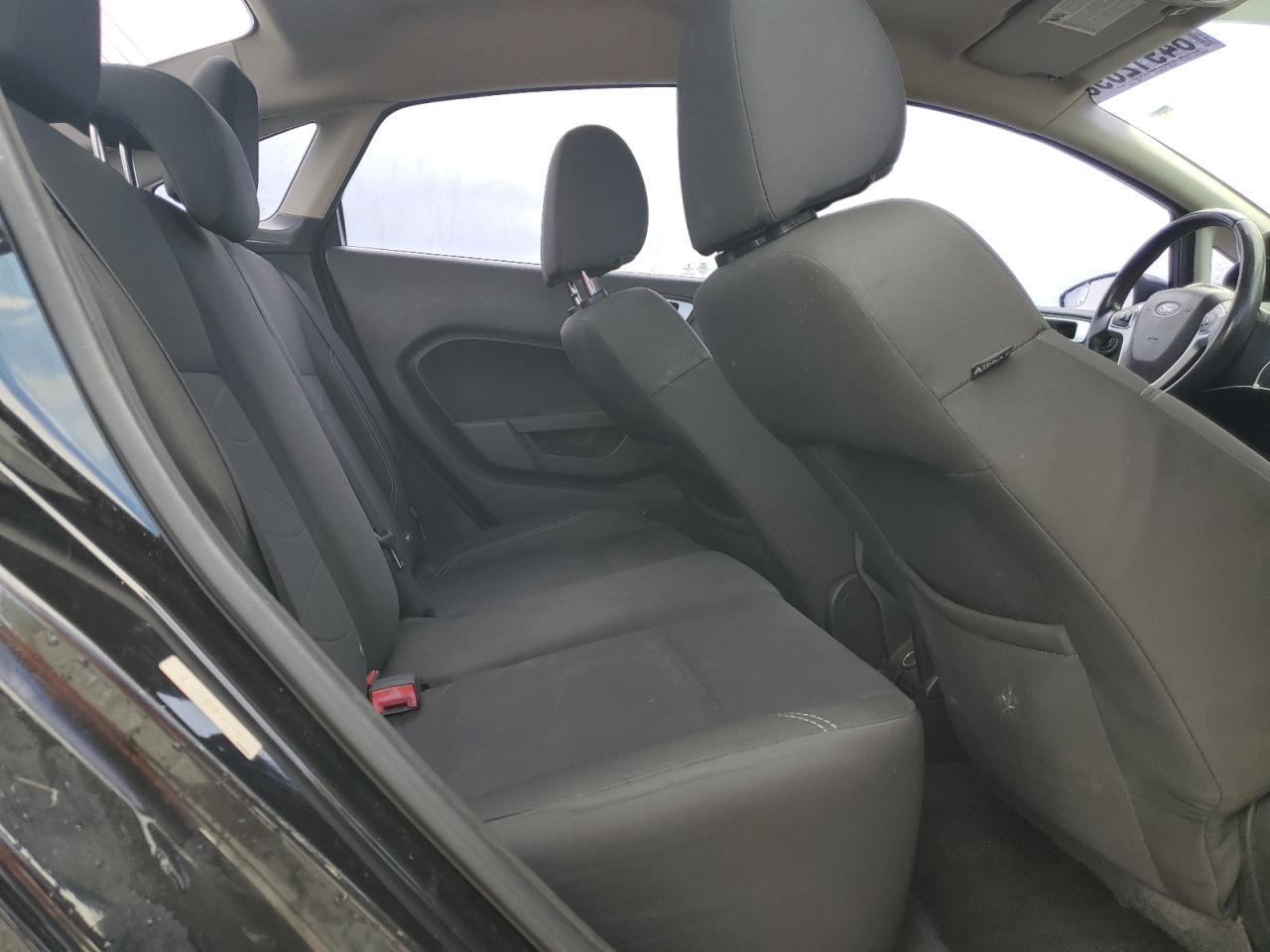 2015 Ford Fiesta Se VIN: 3FADP4BJ4FM214317 Lot: 84912895