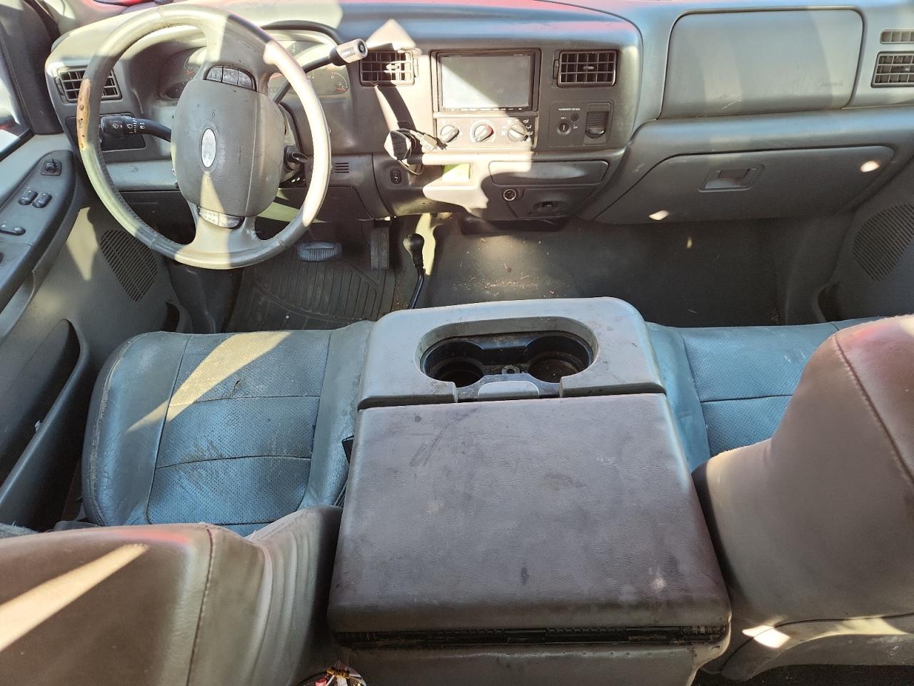 2002 Ford F550 Super Duty VIN: 1FDAX57FX2ED52771 Lot: 84206795