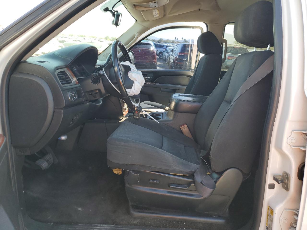 2011 Chevrolet Tahoe C1500 Ls VIN: 1GNSCAE0XBR187896 Lot: 84927365