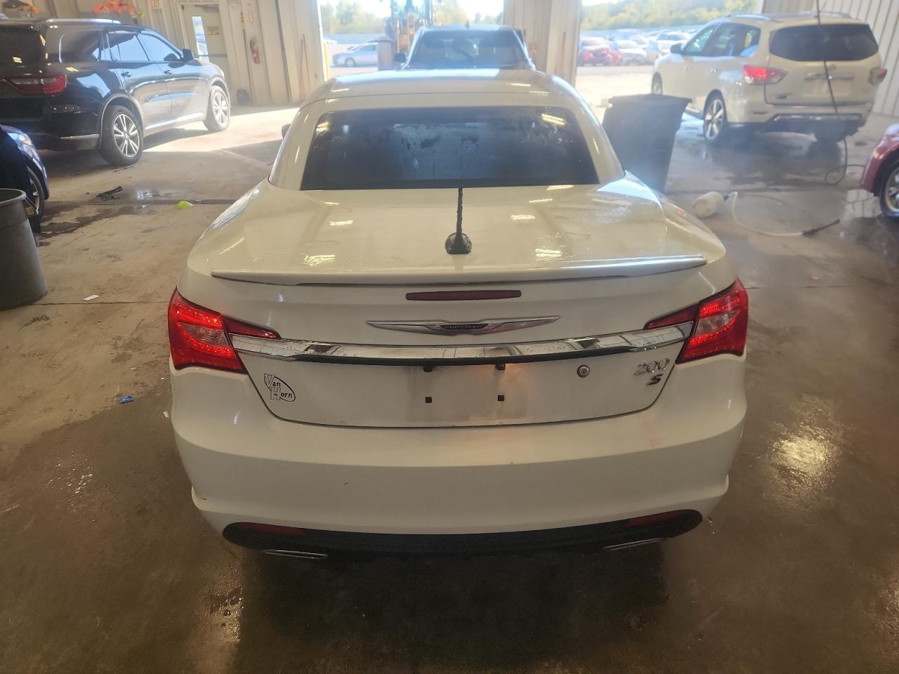 2014 Chrysler 200 S VIN: 1C3BCBGG2EN136238 Lot: 85343205