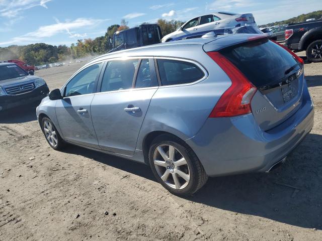  VOLVO V60 2017 Blue
