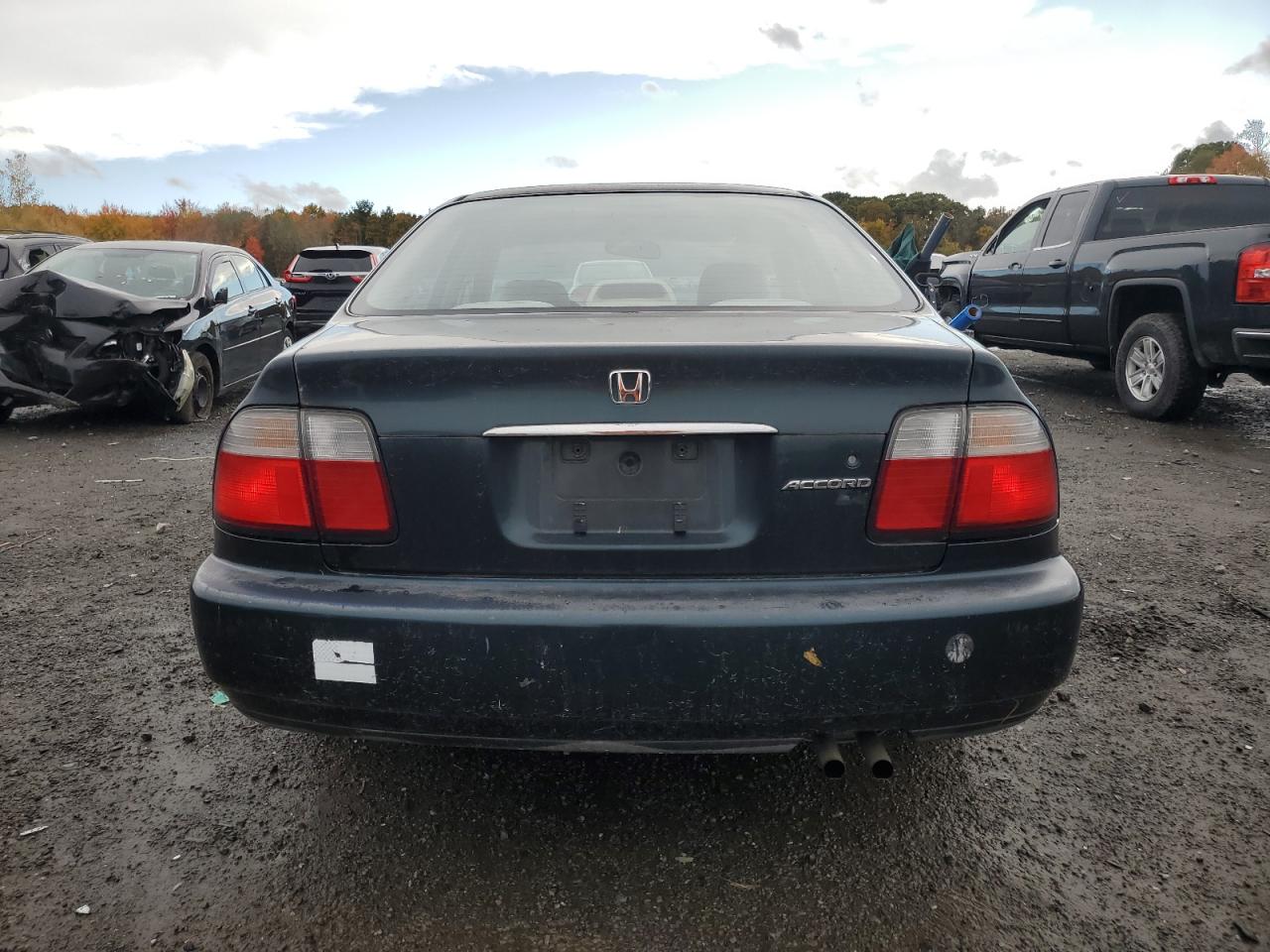 1996 Honda Accord Ex VIN: 1HGCD5559TA063830 Lot: 87412865