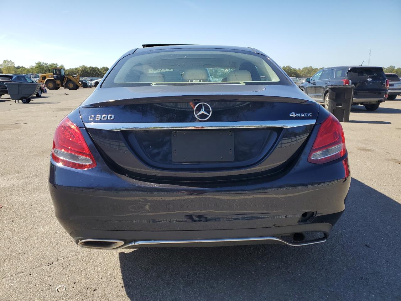 2016 Mercedes-Benz C 300 4Matic VIN: 55SWF4KB0GU102939 Lot: 85478385