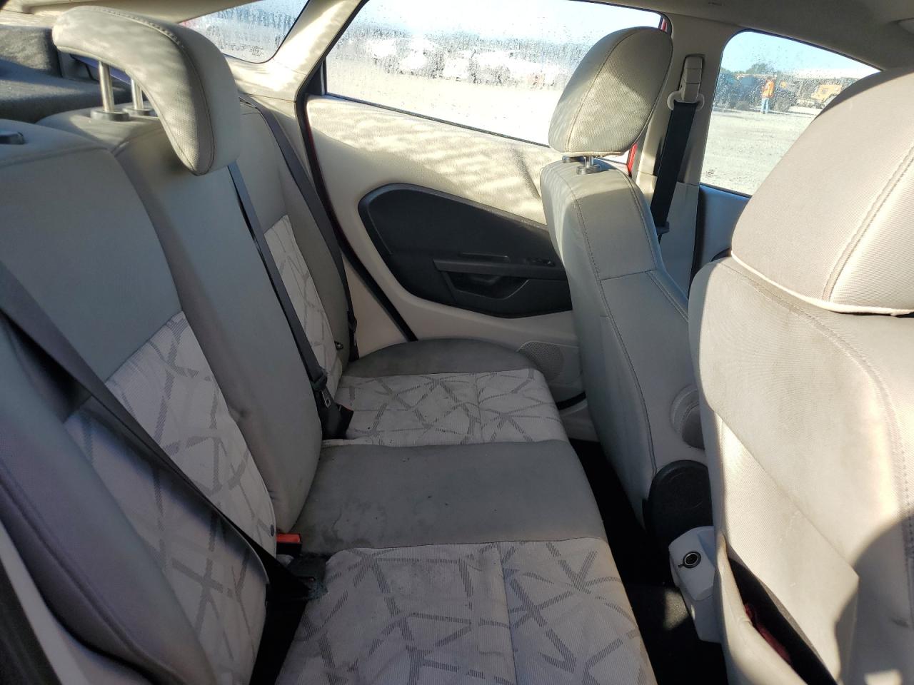 2012 Ford Fiesta Se VIN: 3FADP4BJ0CM128806 Lot: 84610085