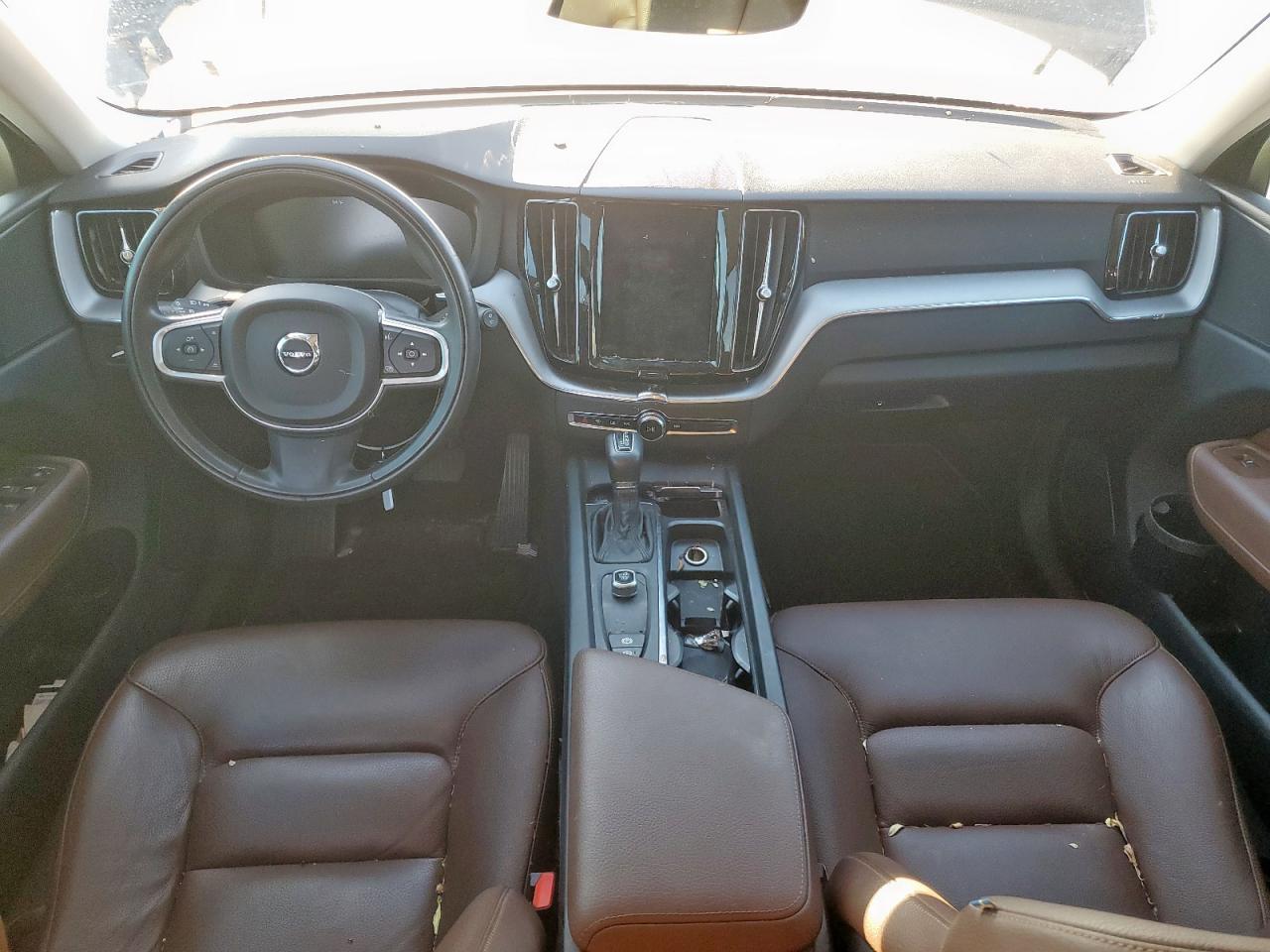 2018 Volvo Xc60 T5 Momentum VIN: YV4102RK4J1018661 Lot: 84835525