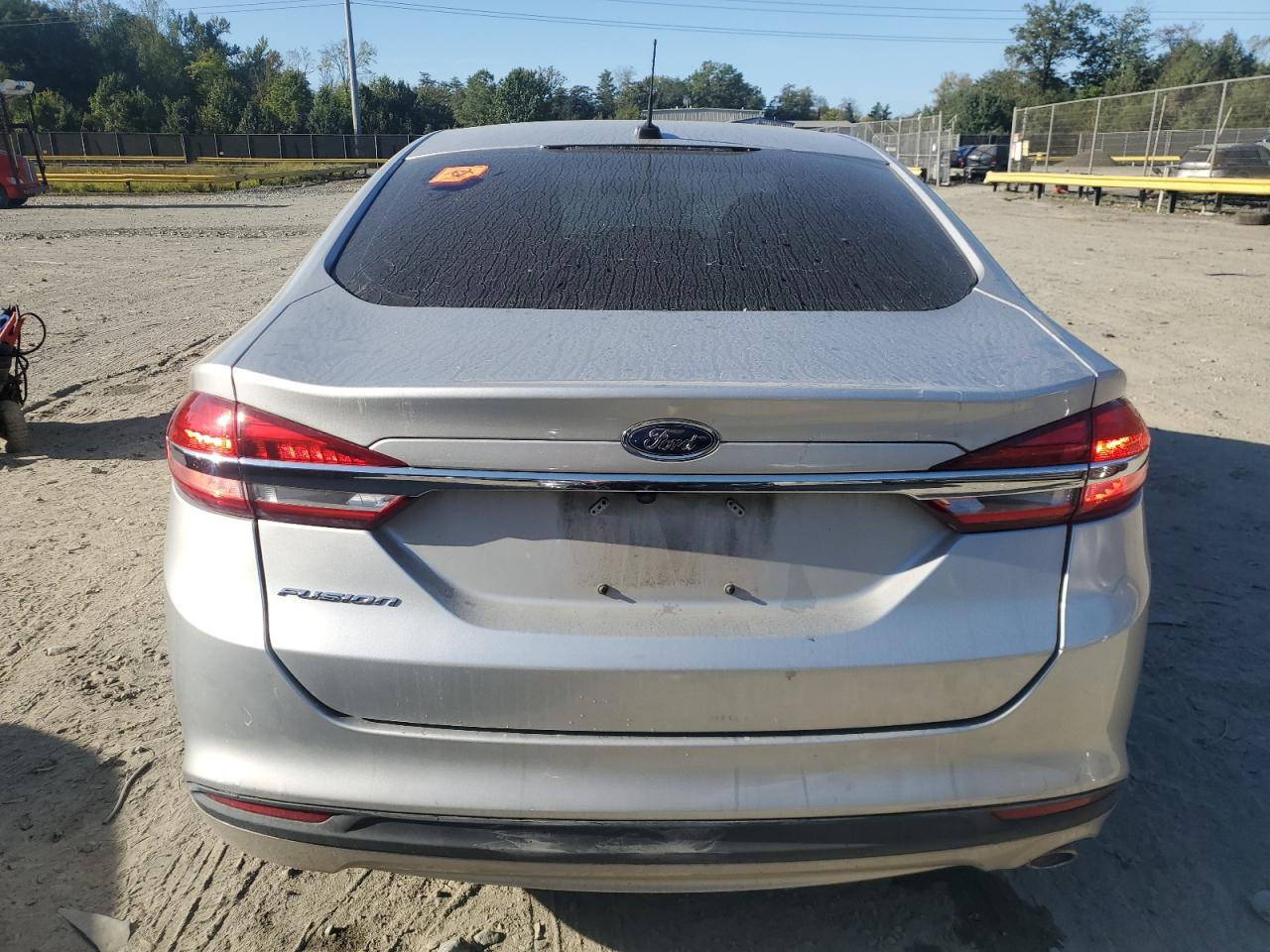 2017 Ford Fusion S VIN: 3FA6P0G71HR150886 Lot: 83905665