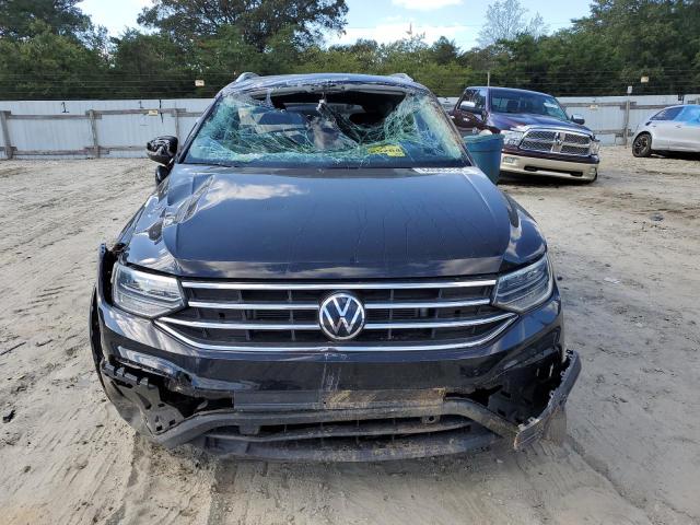 VOLKSWAGEN TIGUAN 2022 Czarny