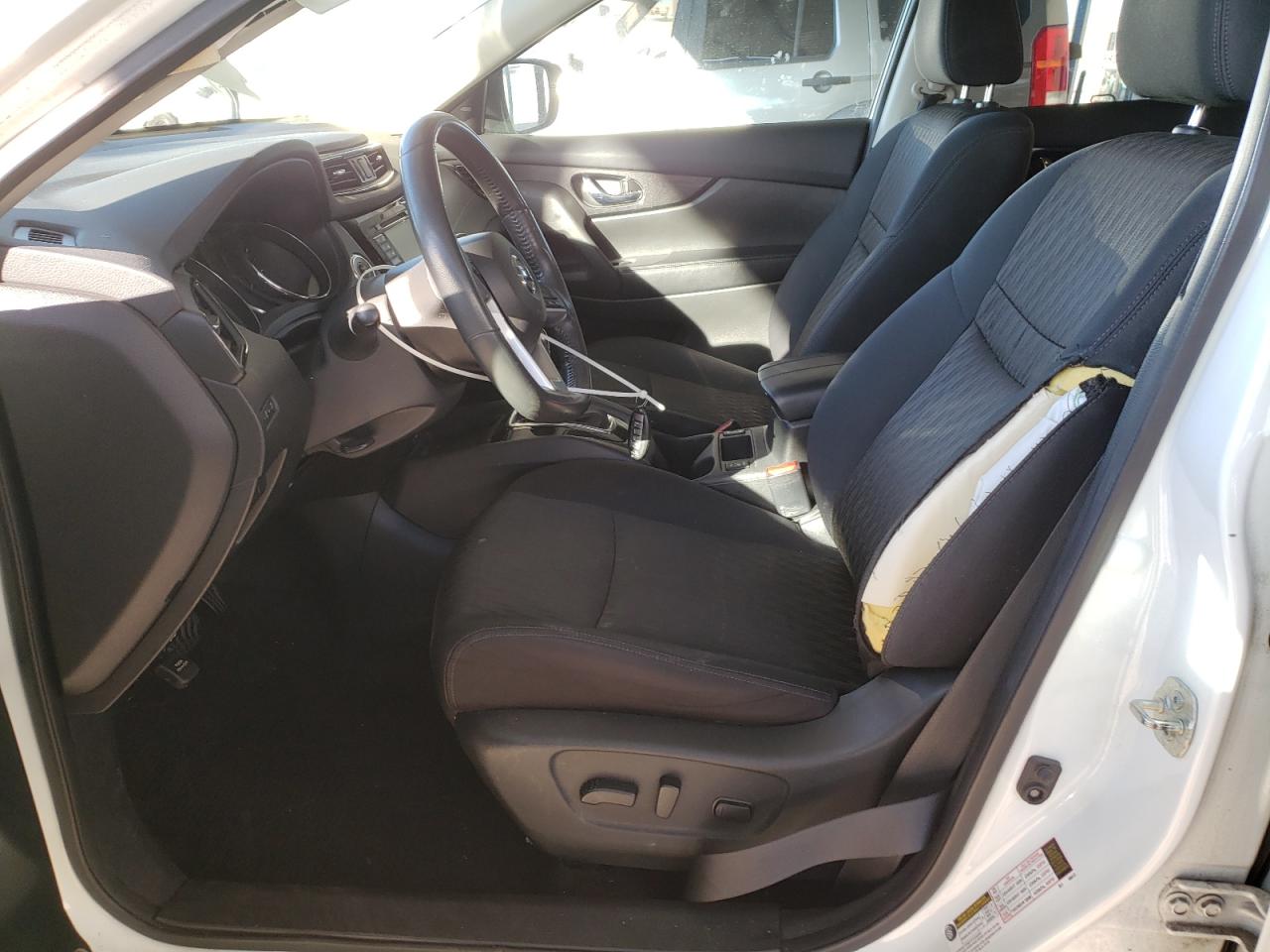 2017 Nissan Rogue S VIN: 5N1AT2MT5HC888732 Lot: 85650565