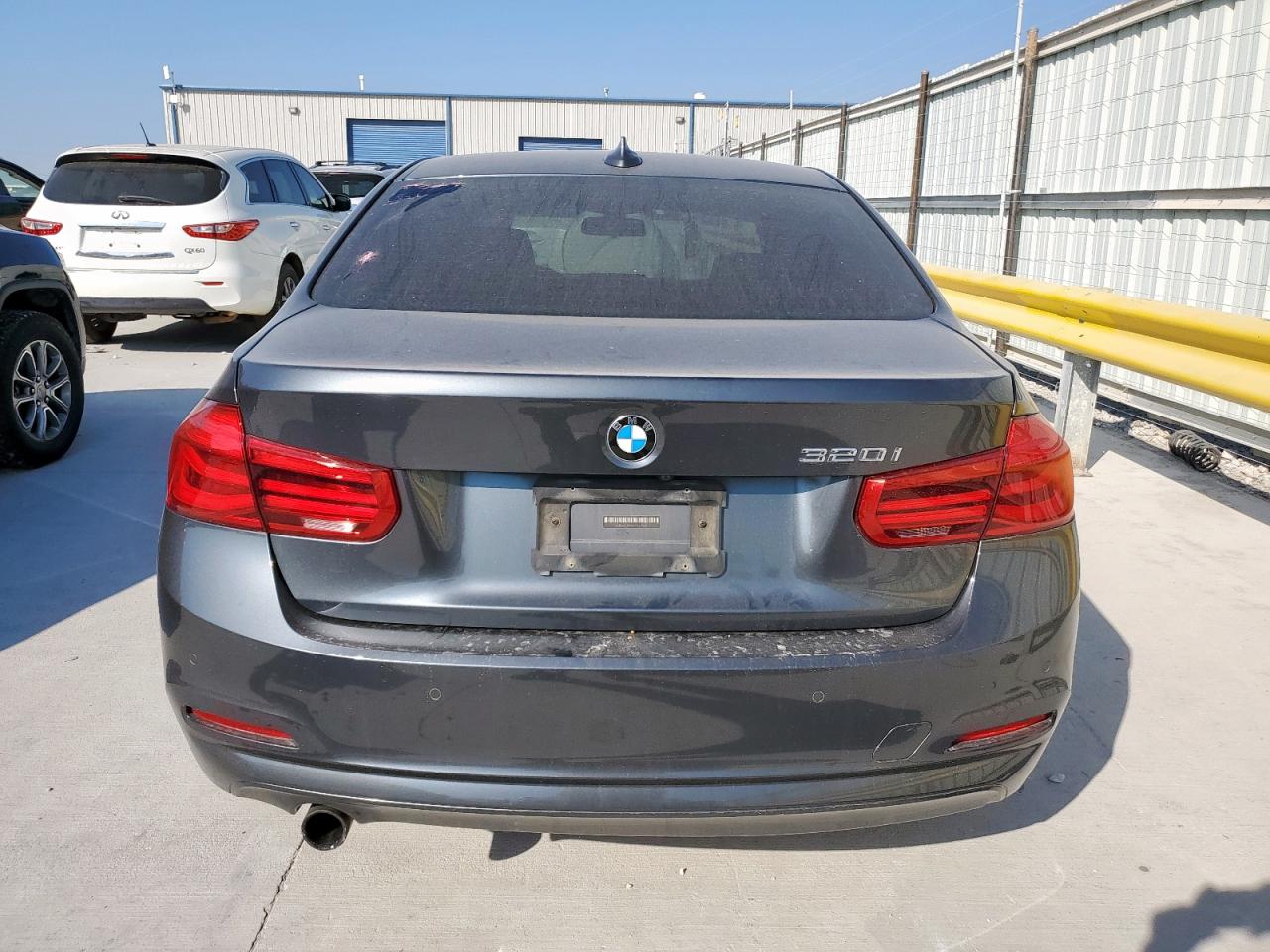2017 BMW 320 I VIN: WBA8E1G59HNU13087 Lot: 82452865