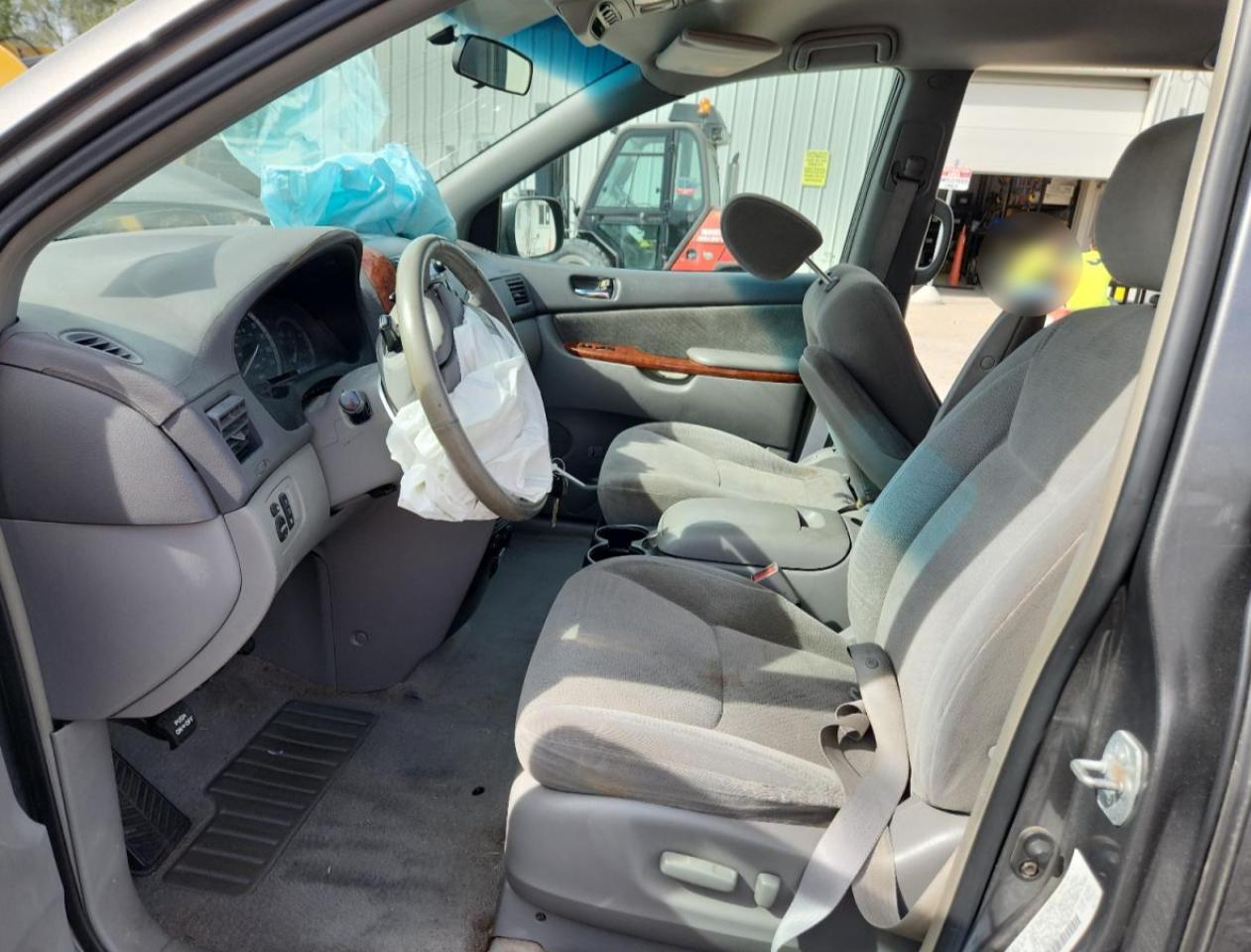 2004 Toyota Sienna Xle VIN: 5TDZA22C04S067742 Lot: 84646985