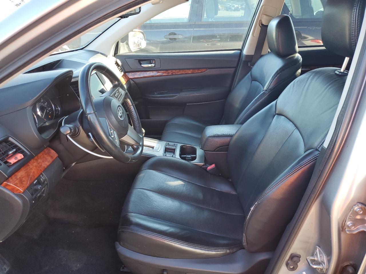 2010 Subaru Outback 2.5I Limited VIN: 4S4BRCLCXA3366906 Lot: 85842425