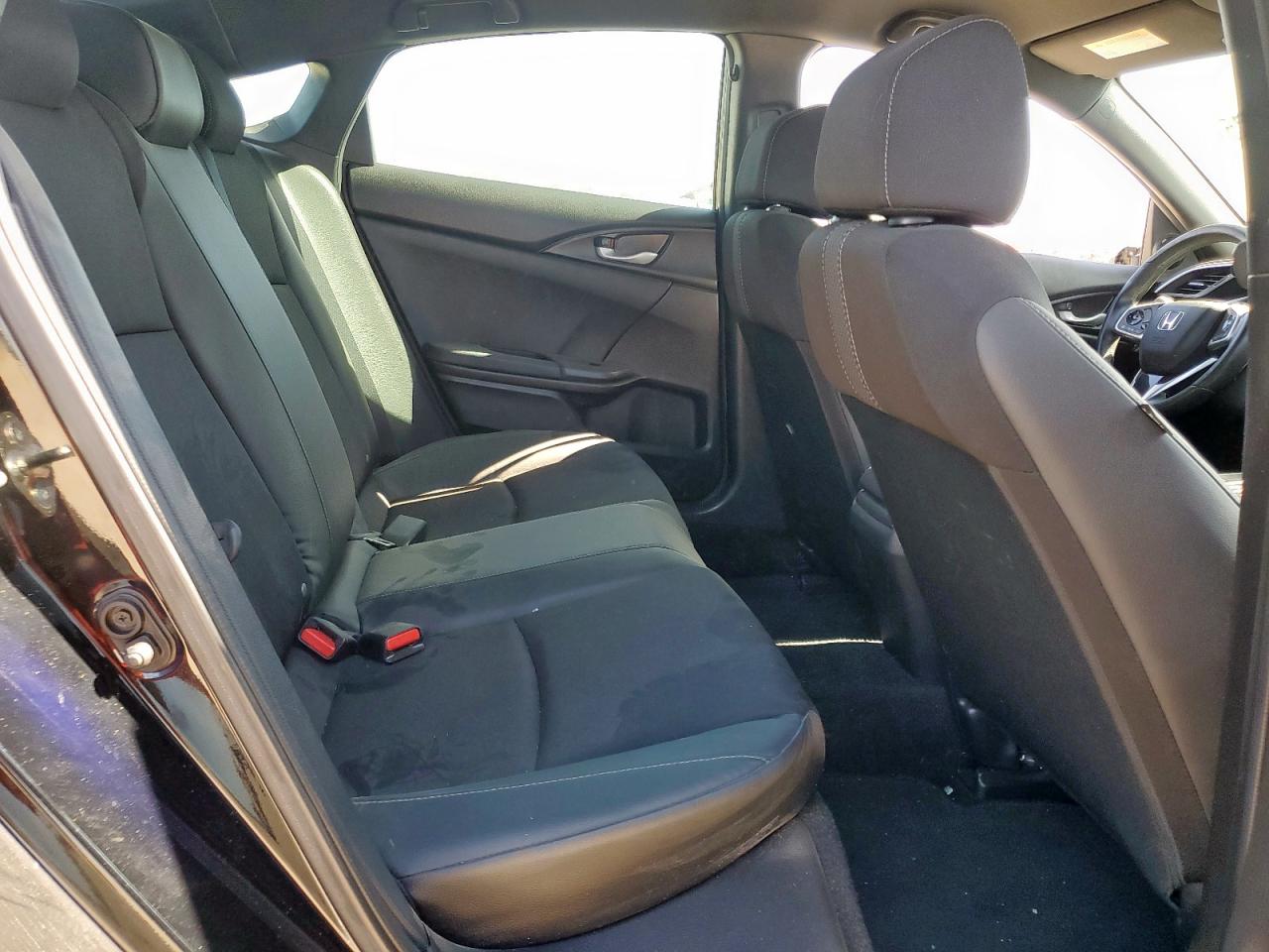 2020 Honda Civic Sport VIN: 19XFC2F88LE018557 Lot: 82403535