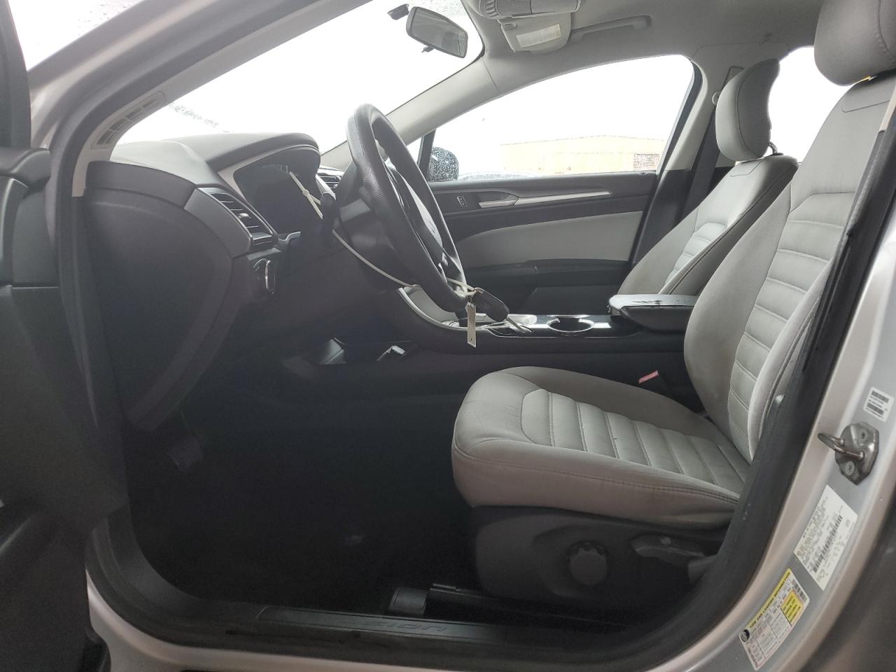 2015 Ford Fusion S VIN: 3FA6P0G75FR163217 Lot: 89635325