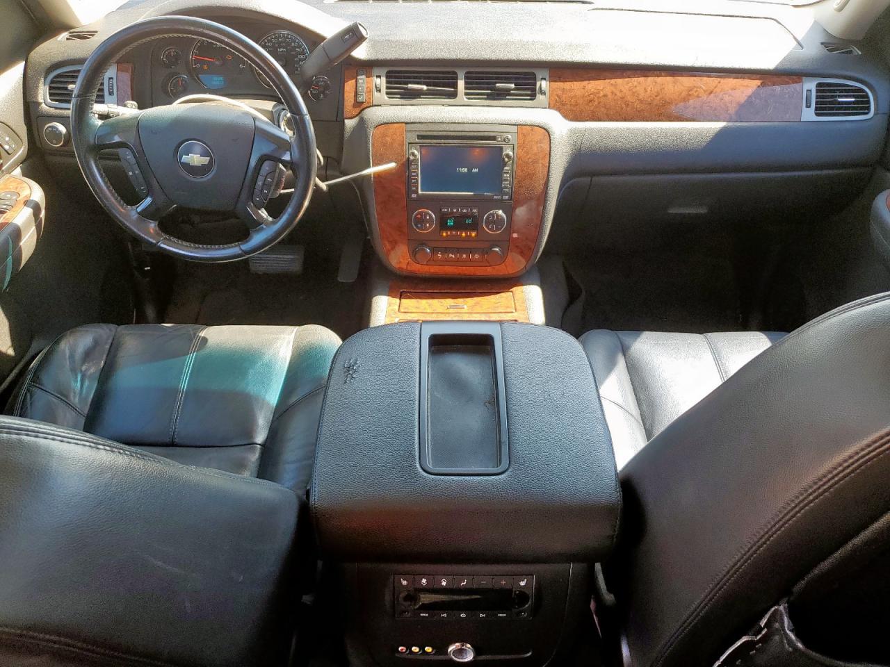 2008 Chevrolet Tahoe C1500 VIN: 1GNFC13068R260422 Lot: 86303055