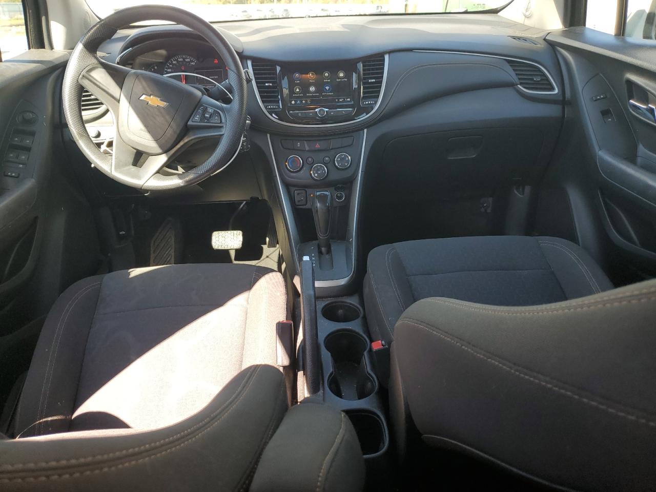 2018 Chevrolet Trax Ls VIN: KL7CJNSB4JB715484 Lot: 81967585