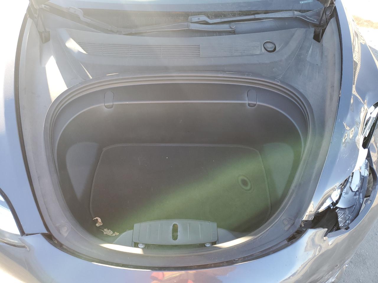 2018 Tesla Model 3 VIN: 5YJ3E1EB7JF073724 Lot: 87224835