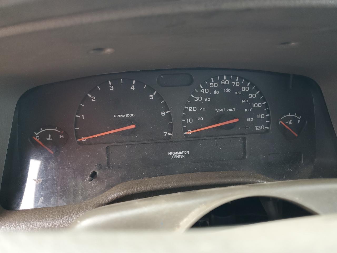 2003 Dodge Durango Sport VIN: 1D4HR38N13F619415 Lot: 82314155