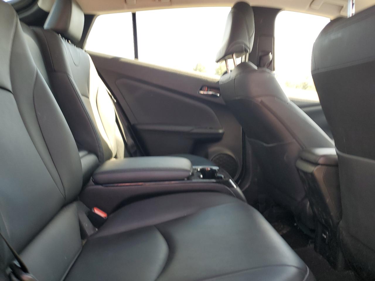2018 Toyota Prius Prime VIN: JTDKARFP6J3101266 Lot: 82196235