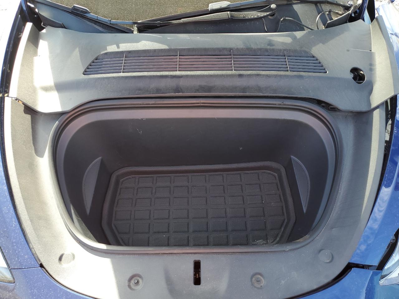 2023 Tesla Model Y VIN: 7SAYGDEE6PA058975 Lot: 85126905