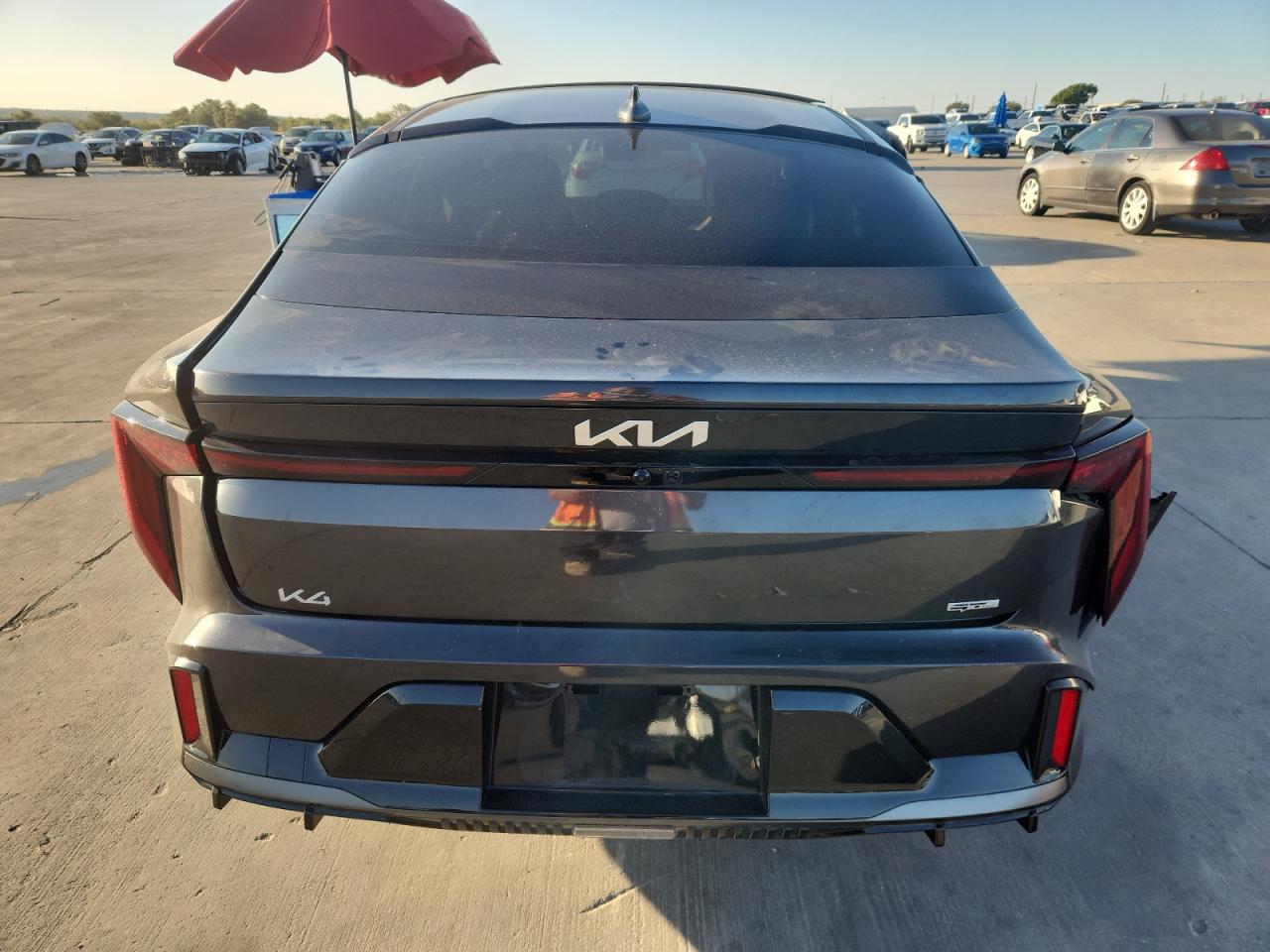 K4 K4