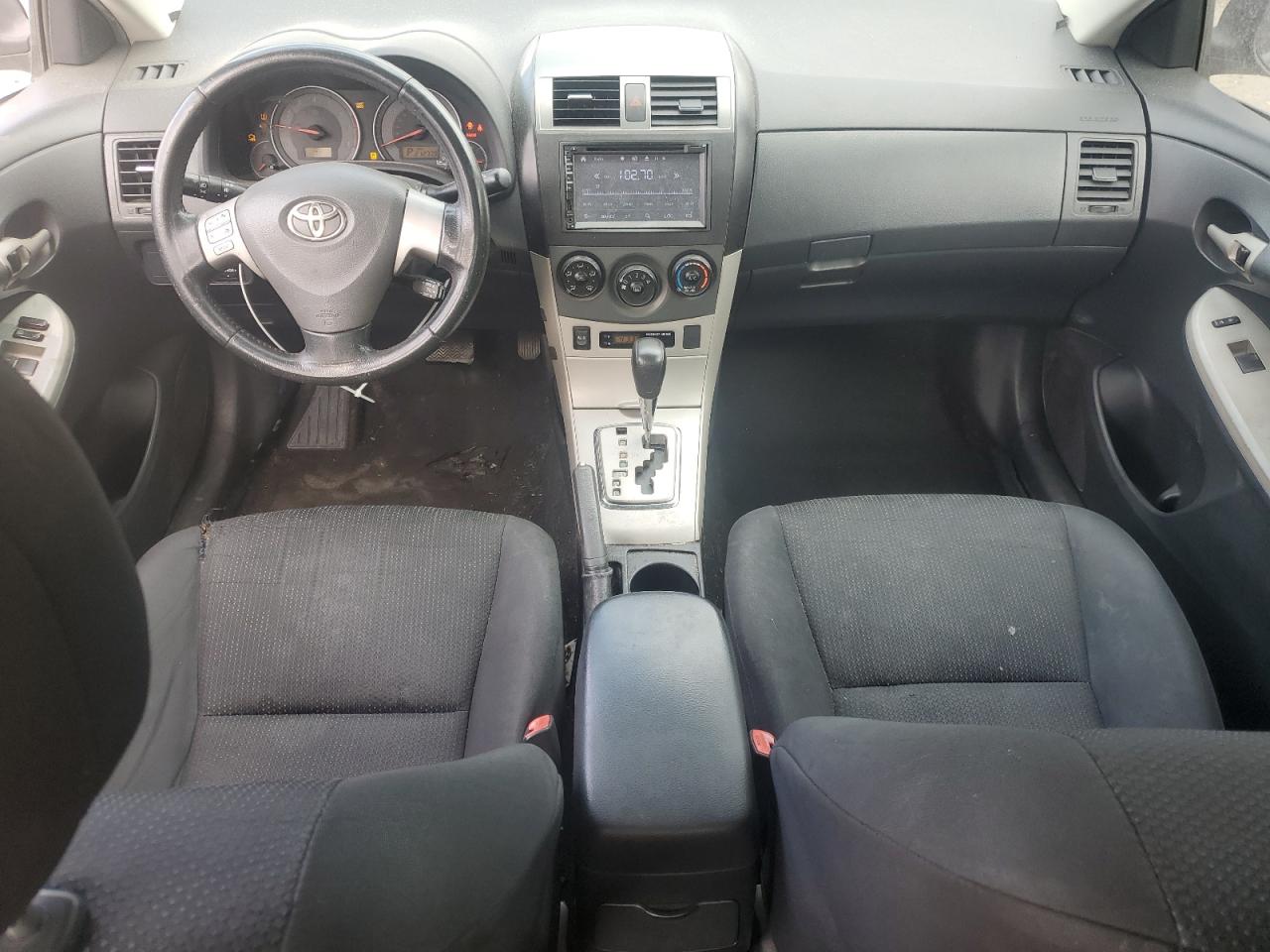 2010 Toyota Corolla Base VIN: 2T1BU4EE8AC418533 Lot: 82405255