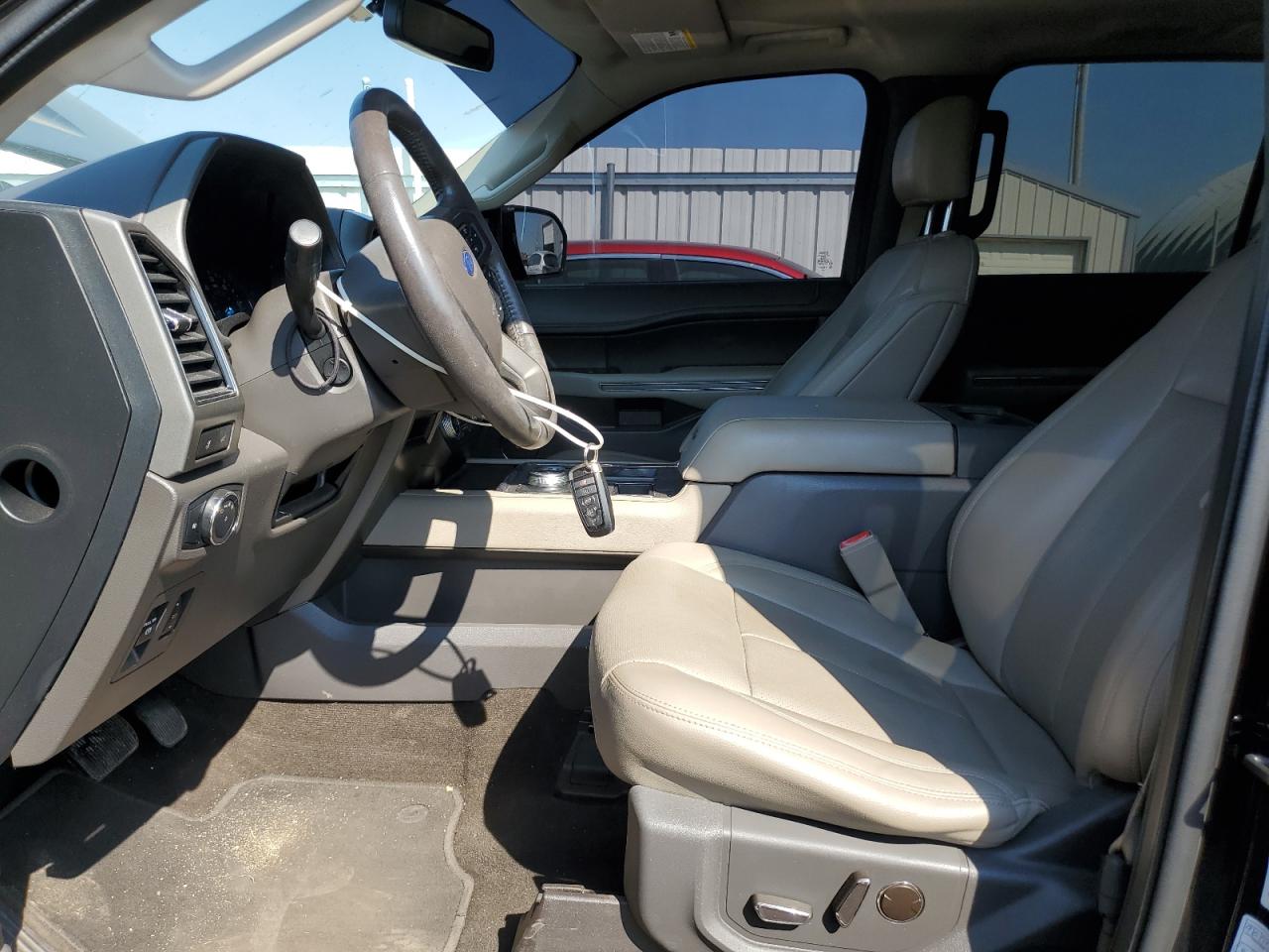 2019 Ford Expedition Max Xlt VIN: 1FMJK1HT2KEA21761 Lot: 84963525