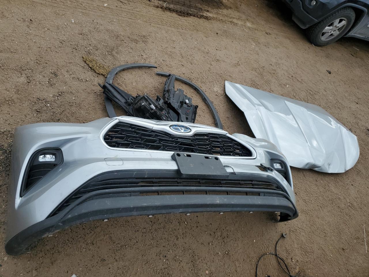 2022 Toyota Highlander Hybrid Le VIN: 5TDBBRCH6NS561171 Lot: 85878485