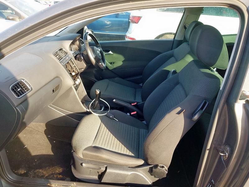 2011 VOLKSWAGEN POLO SEL T