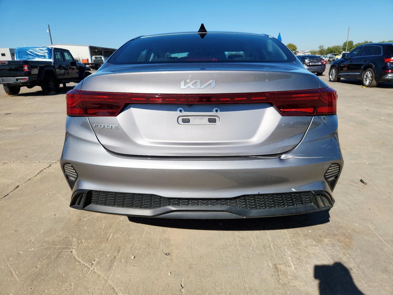 2023 Kia Forte Lx VIN: 3KPF24AD4PE623216 Lot: 90727935