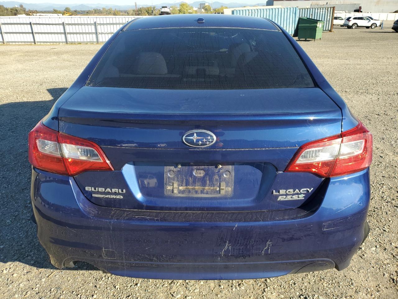 2015 Subaru Legacy 2.5I Premium VIN: 4S3BNAC66F3063370 Lot: 82475395