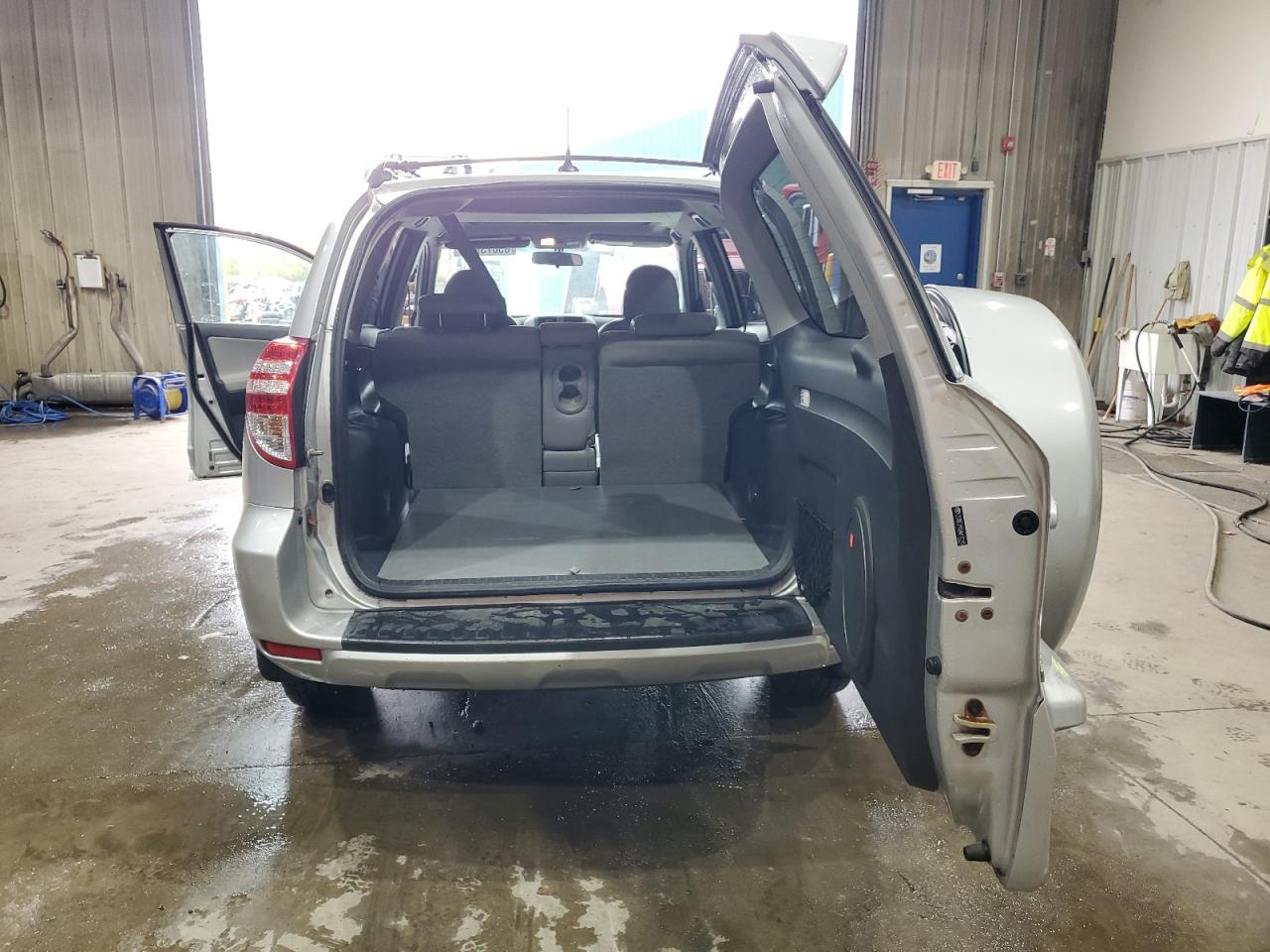 2009 Toyota Rav4 Limited VIN: 2T3BF31V09W017215 Lot: 85673935