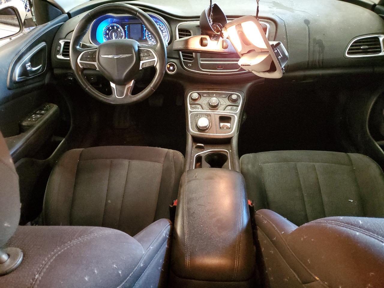 2015 Chrysler 200 Limited VIN: 1C3CCCAB9FN623641 Lot: 86260195