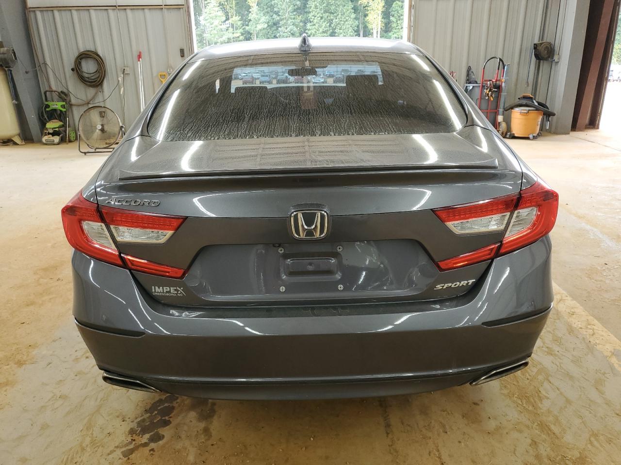 2018 Honda Accord Sport VIN: 1HGCV1F36JA196951 Lot: 82255385