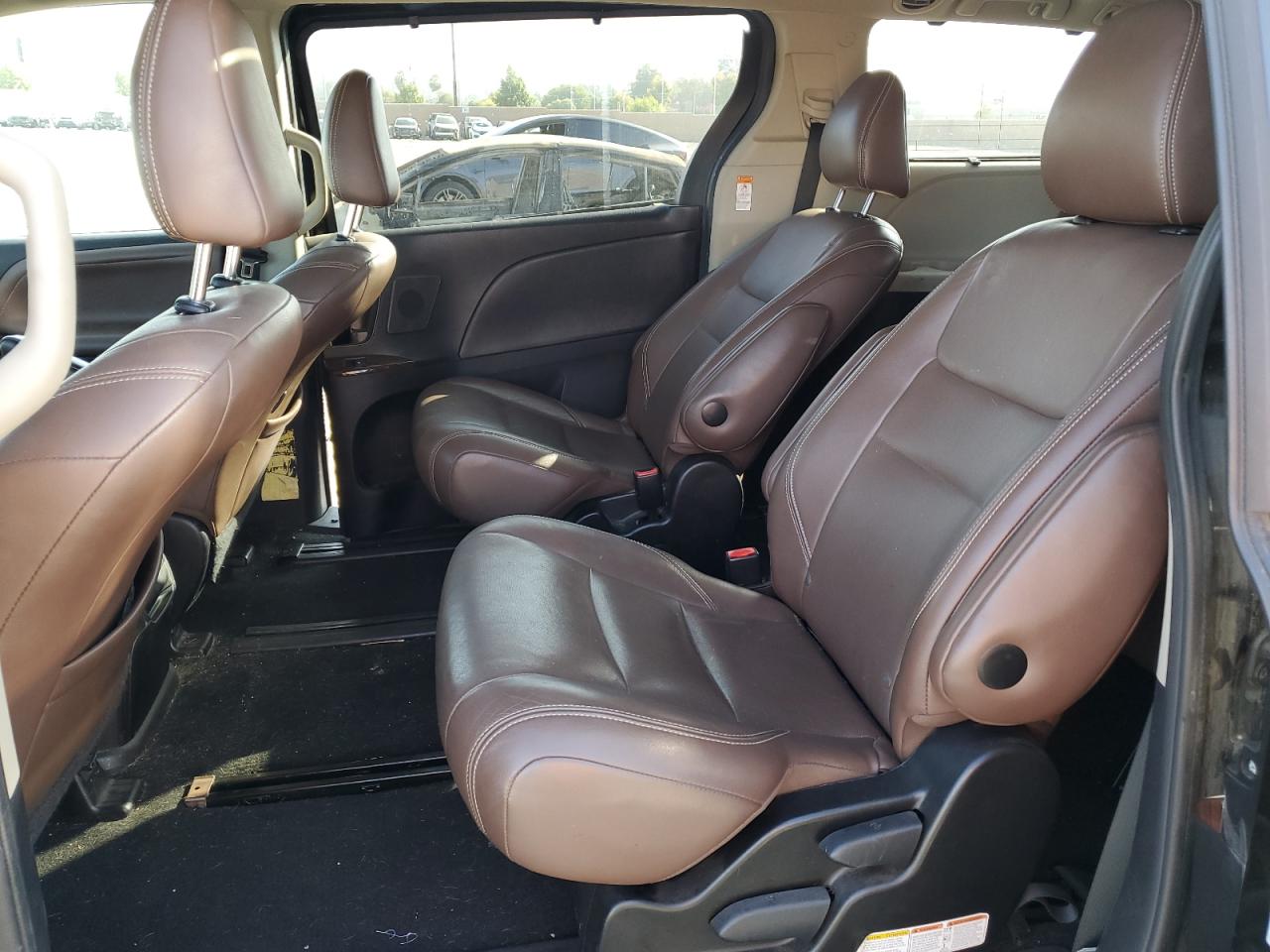 2015 Toyota Sienna Xle VIN: 5TDDK3DC2FS094583 Lot: 85724285