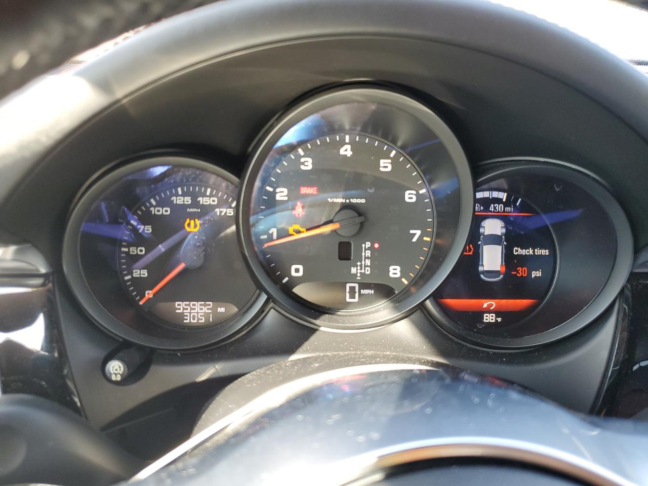 2018 Porsche Macan VIN: WP1AA2A52JLB06259 Lot: 85150185