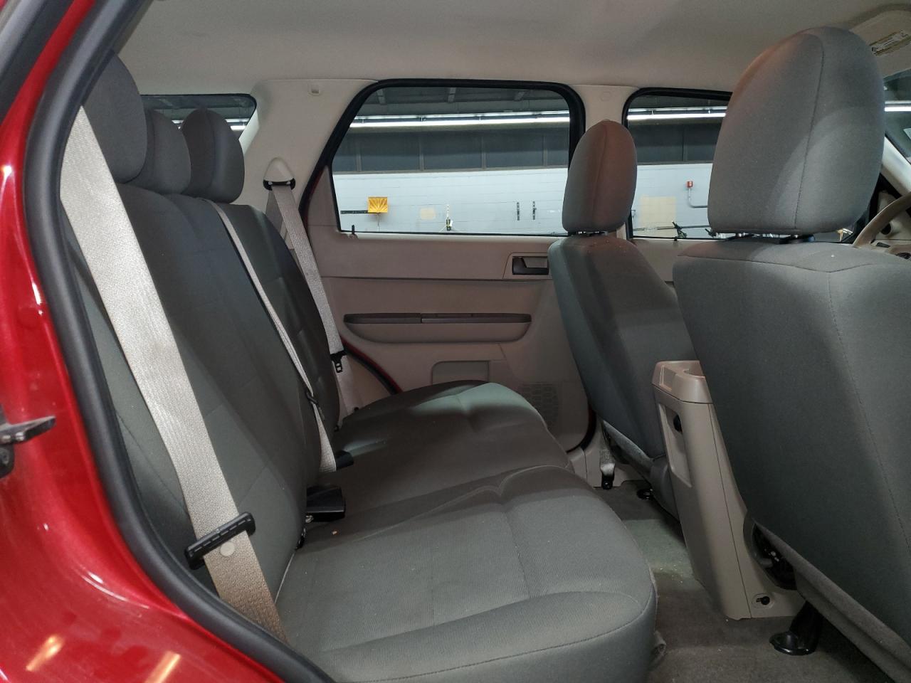 2010 Ford Escape Xls VIN: 1FMCU0C71AKA13304 Lot: 87457285