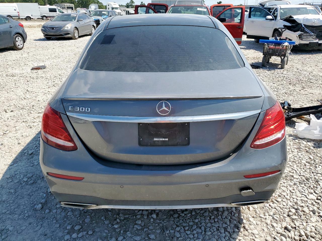 2017 Mercedes-Benz E 300 VIN: WDDZF4JB2HA207949 Lot: 85328425